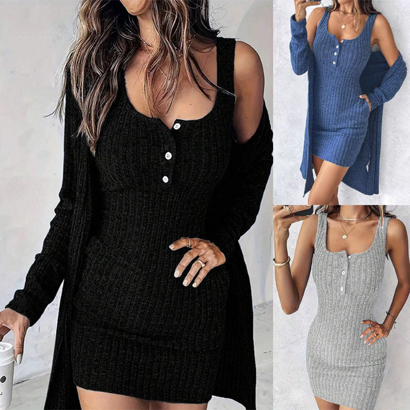 Damen Strickkleid mit Knopfdetails und passendem Cardigan EB