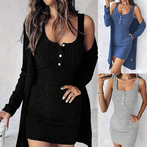 Damen Strickkleid mit Knopfdetails und passendem Cardigan EB