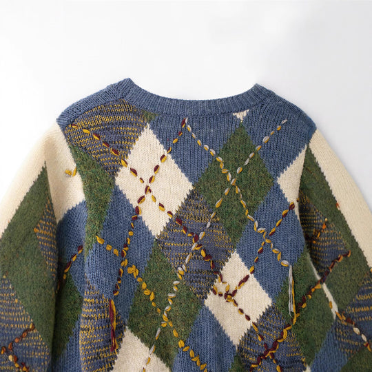 Damen Modische Strickjacke mit Zopfmuster und dekorativer Stickerei EB