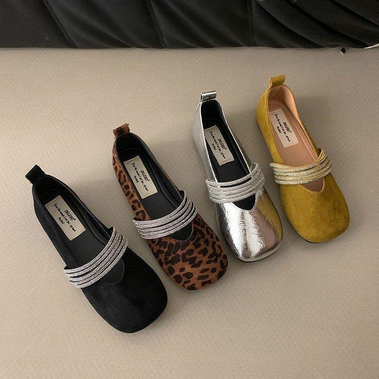 Damen elegante Ballerinas mit dekorativem Riemchen und schimmernder Oberfläche EB