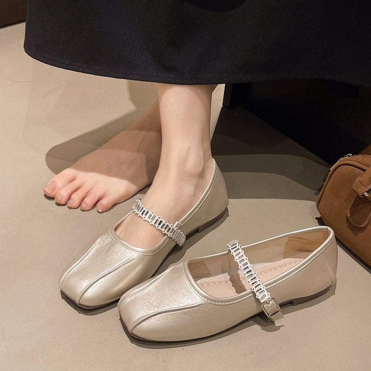 Damen elegante Ballerinas mit dekorativem Riemchen EB