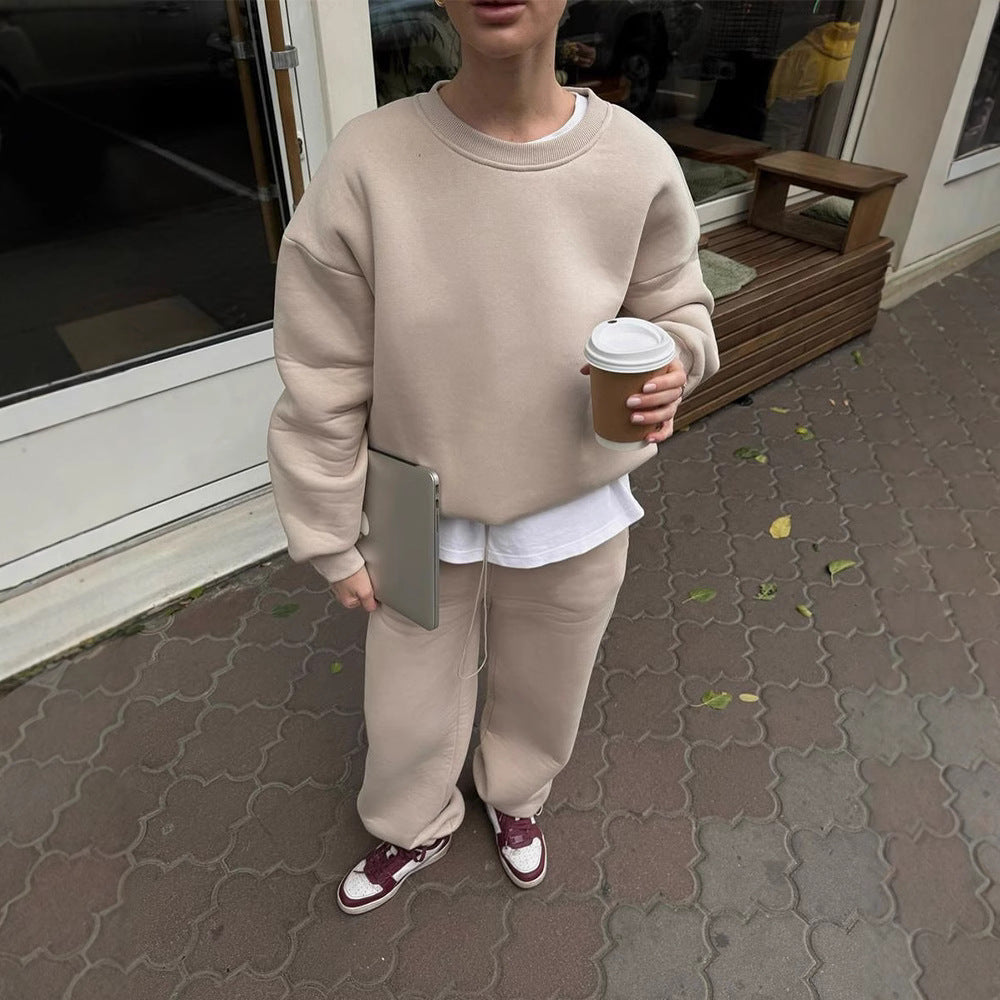 Damen Oversize-Sweatshirt und High-Waist Lounge-Jogginghose Set aus brushed Baumwollmix Eichborn Berlin