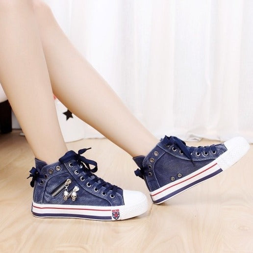 Damen Hohe Sneaker aus Denim mit dekorativen Details EB