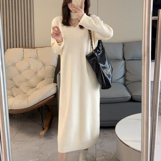 Damen Strickkleid mit V-Ausschnitt und Rippstruktur EB