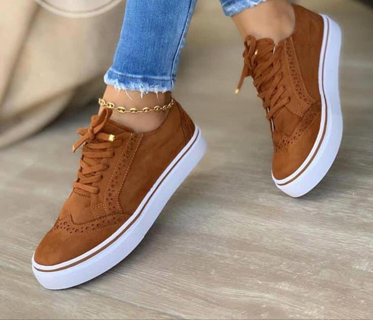 Damen Sneaker mit modischem Textilobermaterial und dämpfender Sohle EB