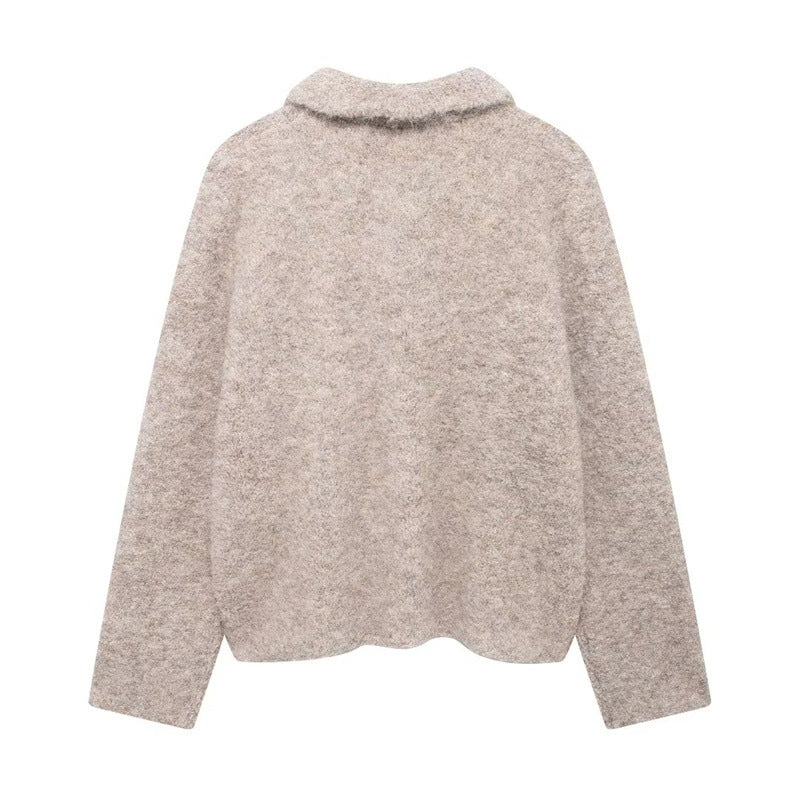 Damen Kuschelige Strickjacke mit dekorativen Knöpfen EB
