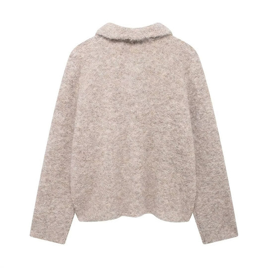 Damen Kuschelige Strickjacke mit dekorativen Knöpfen EB