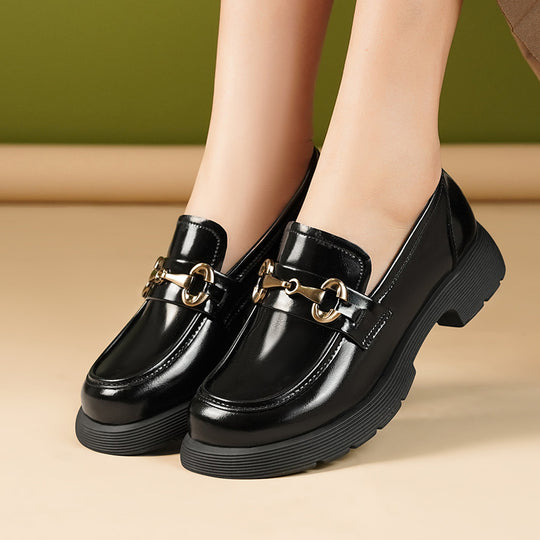 Damen Elegante Loafers mit robustem Blockabsatz und modischem Kettendetail EB
