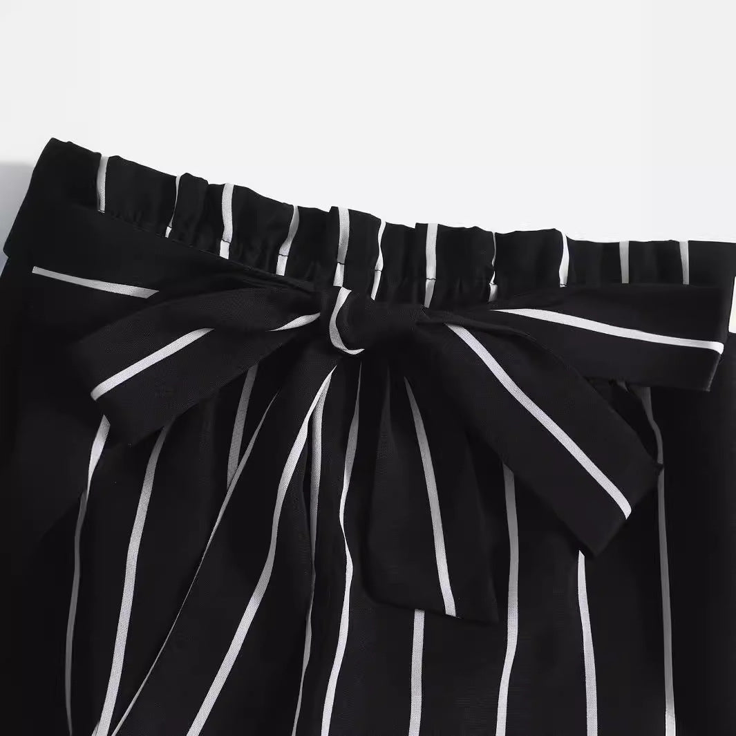 Damen gestreifte Freizeit-Shorts mit elastischem Bund und Bindegürtel EB
