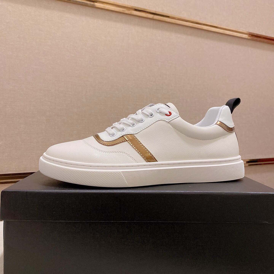 Damen Sportliche Sneaker mit modernem Design und eleganter Lederoberfläche EB