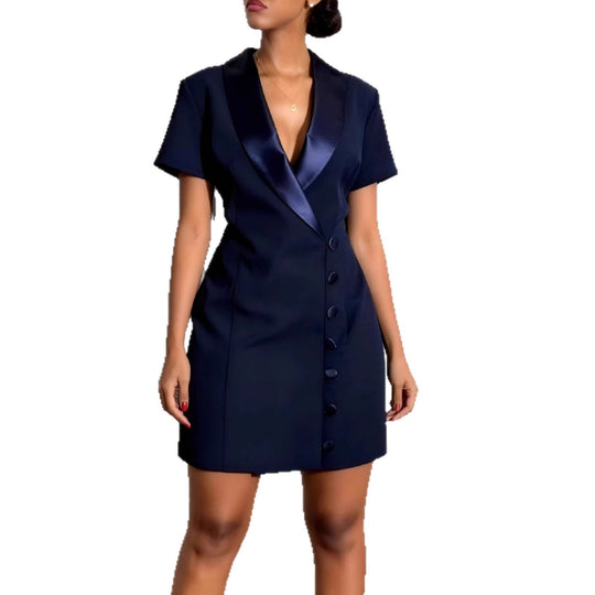 Damen Etuikleid mit schickem Satin-Kragen und modernen Knopfdetails EB