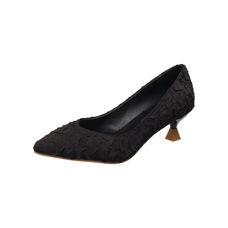 Damen elegante Spitzenpumps mit strukturiertem Obermaterial und dekorativem Blockabsatz EB