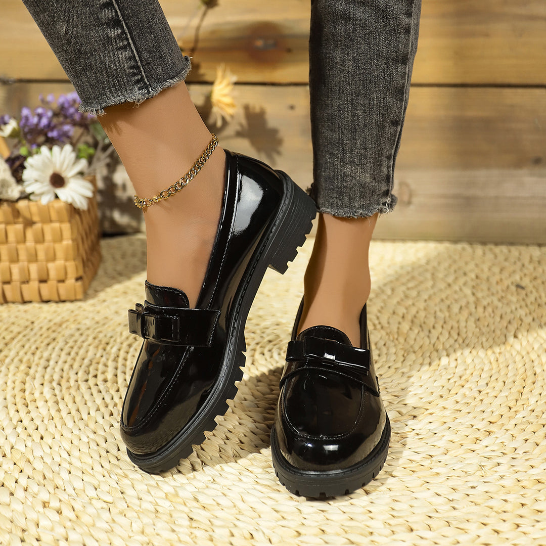 Damen Glänzende Loaferschuhe mit Eleganter Schnalle EB