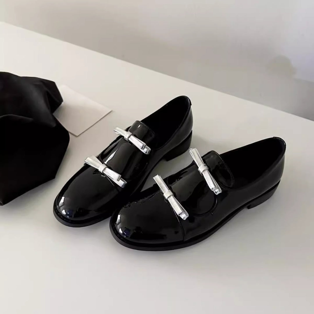 Damen elegante Schnürschuhe mit dekorativen Schnallen von EB