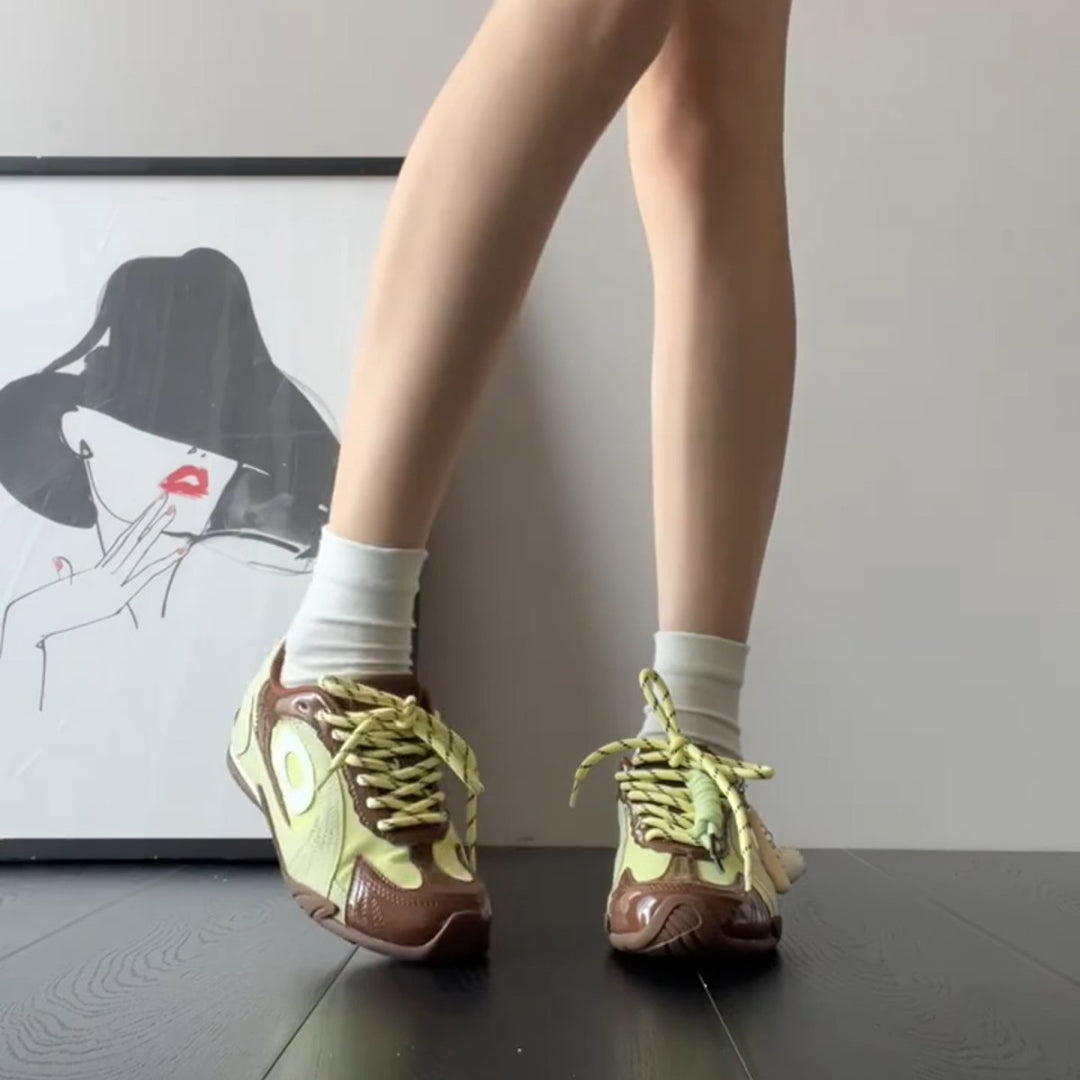 Damen sportliche Freizeitsneaker mit atmungsaktivem Mesh-Obermaterial und innovativer Dämpfungstechnologie EB