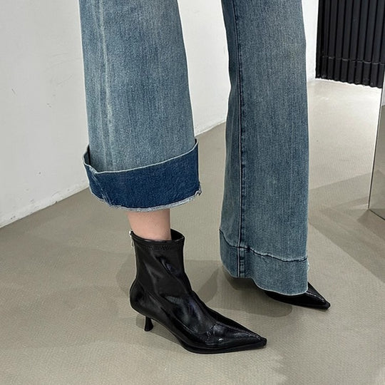 Damen elegante Stiefeletten mit spitzem Schnitt und raffiniertem Absatz EB