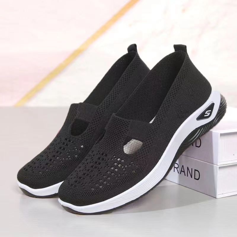 Damen Slip-On Sneakers mit atmungsaktivem Strick-Obermaterial und flexibler Sohle EB