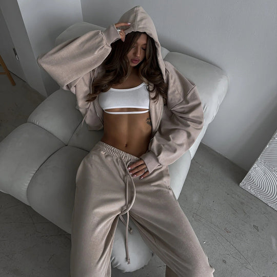 Damen Cropped-Zip-Hoodie und weite High-Waist-Loungehose Zweiteiler EB