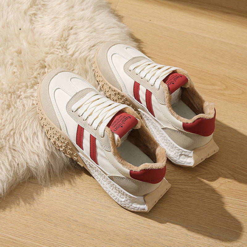 Damen Sportliche Sneakers mit futuristischem Design und kuscheligem Innenfutter EB