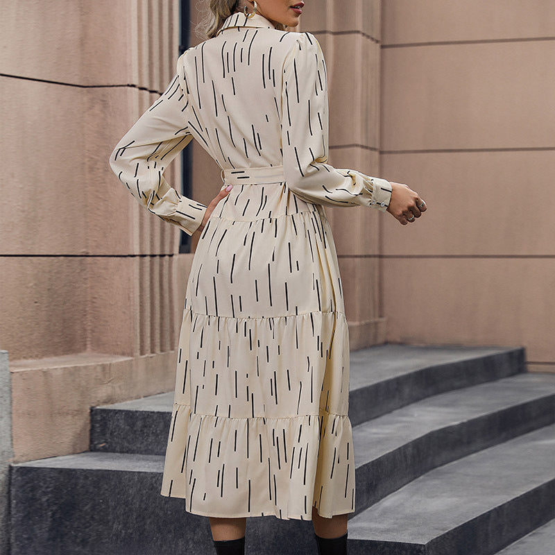 Damen Langarmhemdkleid mit Bindegürtel und modischem Print EB