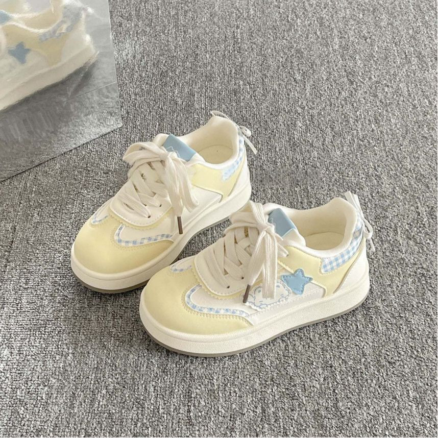 Damen Trendige Designer-Sneaker mit verspielten Details und bequemer Sohle EB