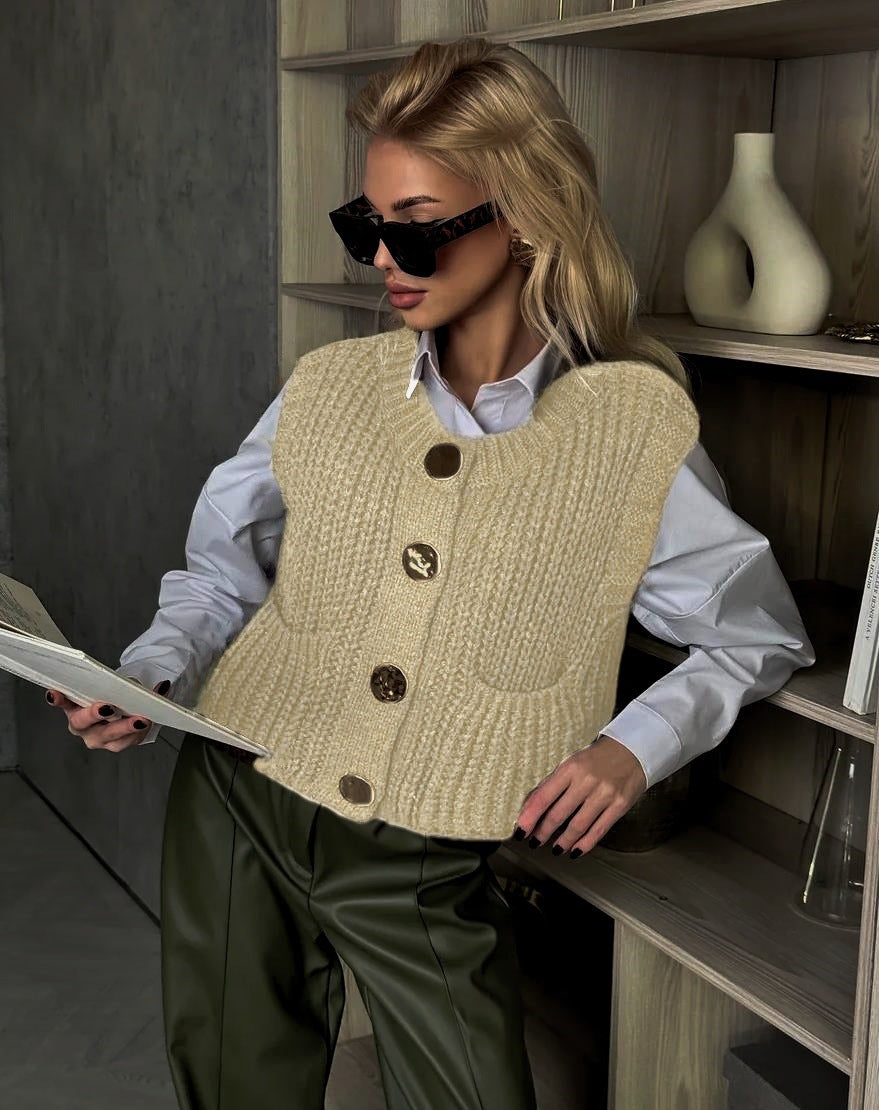 Damen gemütliche Strickweste mit großen Knöpfen und praktischen Taschen EB