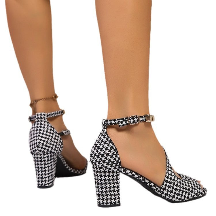 Damen Elegante Riemchen-Sandalen mit modischem Karomuster EB