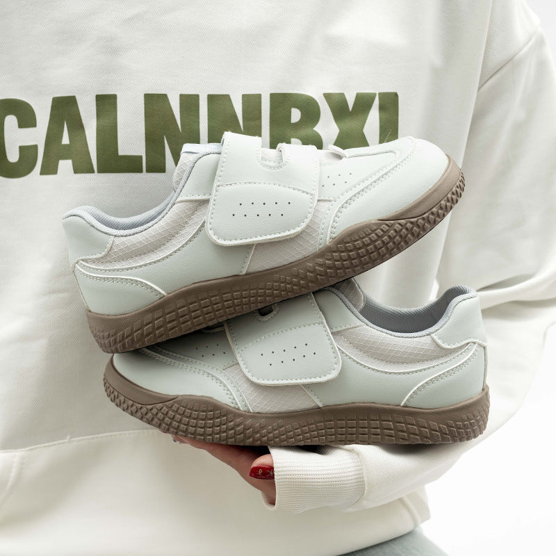Damen Sportliche Freizeitsneaker mit praktischen Klettverschlüssen EB