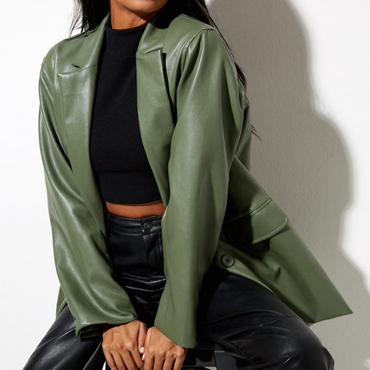 Damen modische Kunstlederjacke mit elegantem Schnitt EB