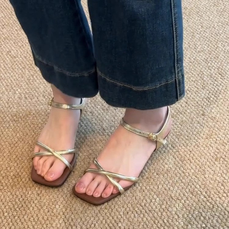 Damen elegante Strandsandalen mit verstellbaren Riemen und komfortablem Fußbett EB