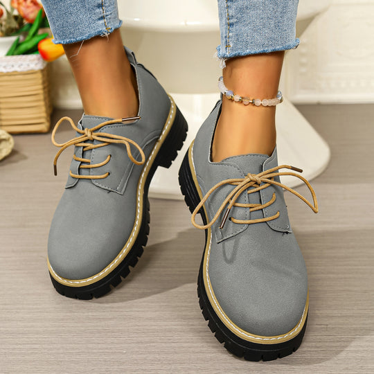 Damen Schnürschuhe mit robustem Profil und modischem Obermaterial EB