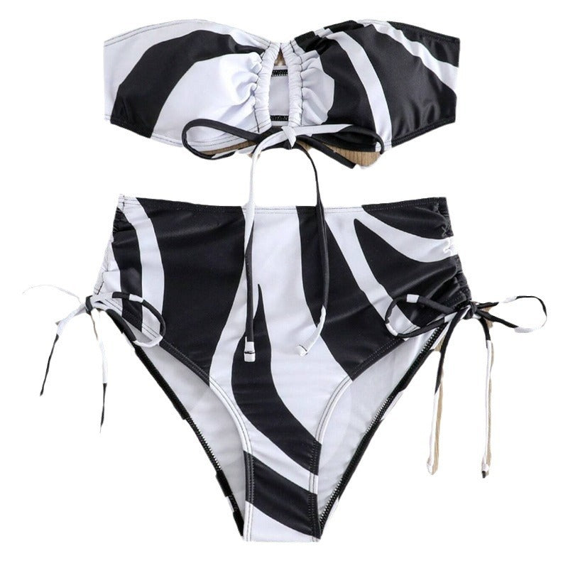 Damen Bandeau-Bikini mit verstellbaren Schnürdetails und modischem Muster EB
