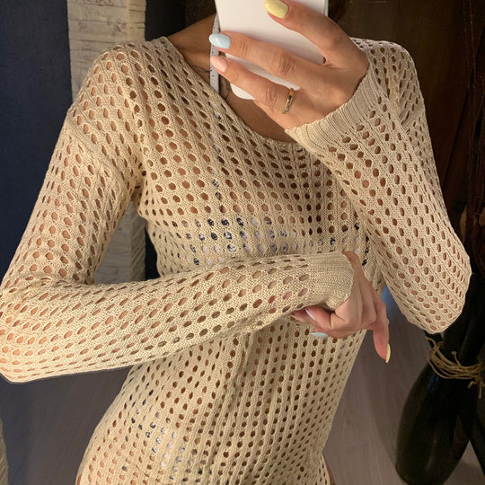 Damen gestricktes Netzkleid mit langem Arm und seitlichen Schlitzen EB