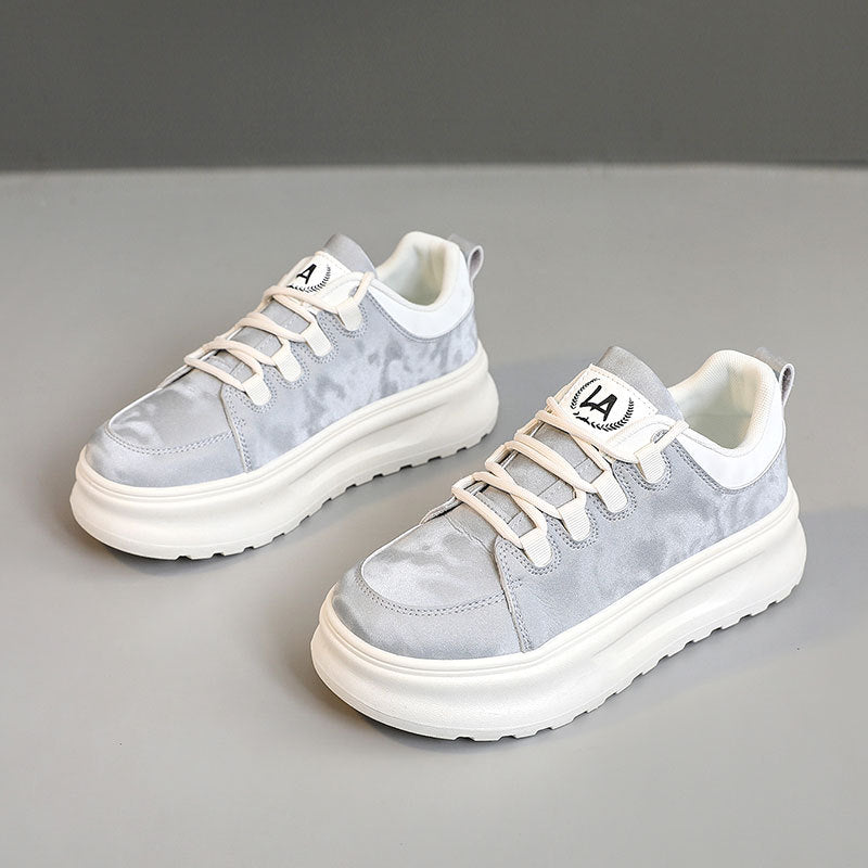 Damen Komfort-Sneaker mit dämpfendem Sohlenprofil und atmungsaktiver Obermaterialstruktur EB