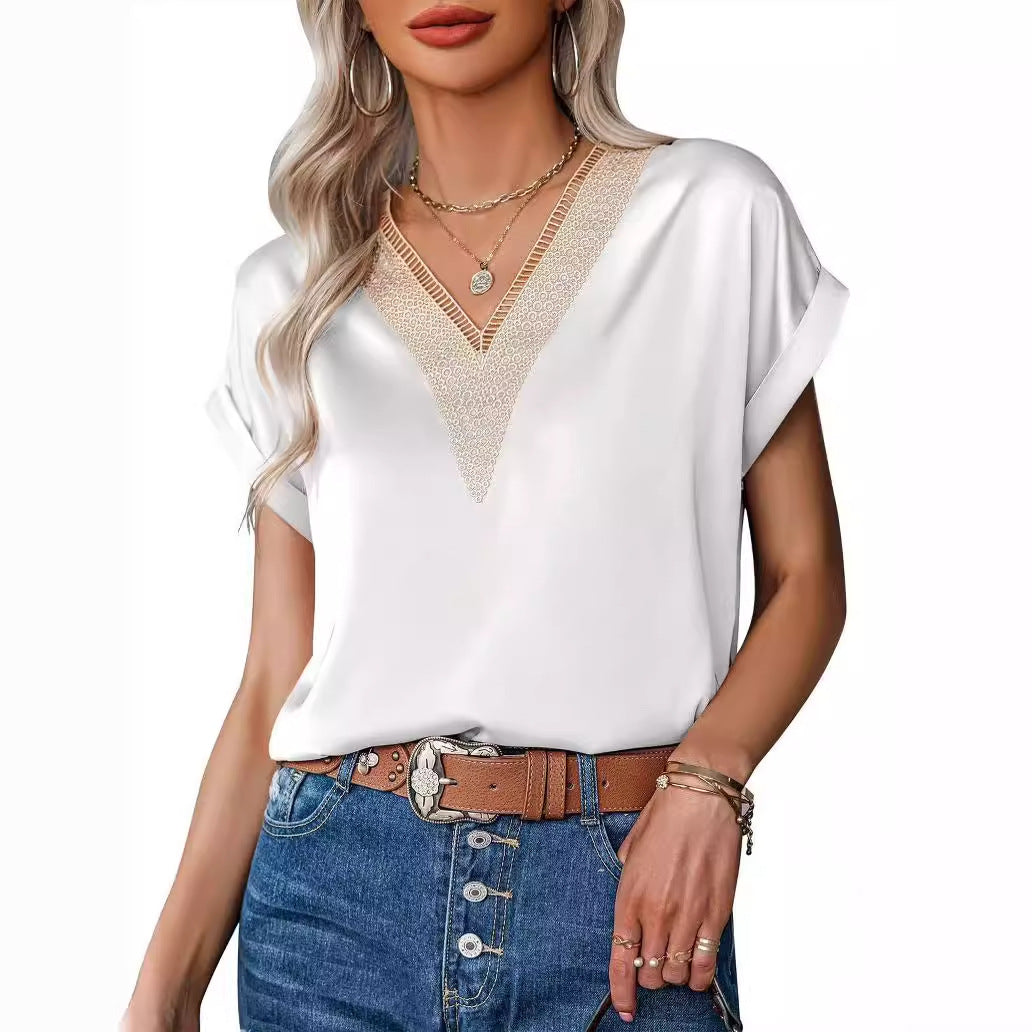 Damen Satin Bluse mit elegantem V-Ausschnitt und raffinierten Spitzenakzenten EB