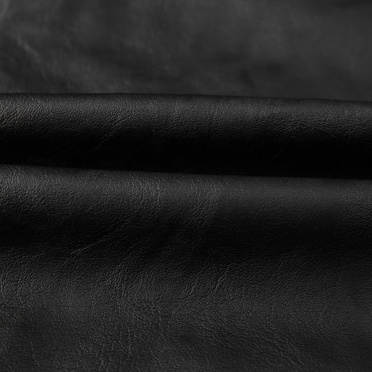 Herren Motorrad-inspirierte Lederoptikjacke mit Stehkragen und Ziernähten EB