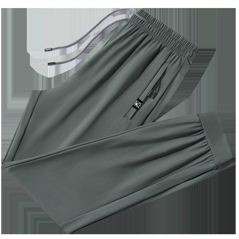 Herren urban performance Jogginghose mit elastischem Kordelbund, verdeckter Reißverschlusstasche und geradem Bein EB