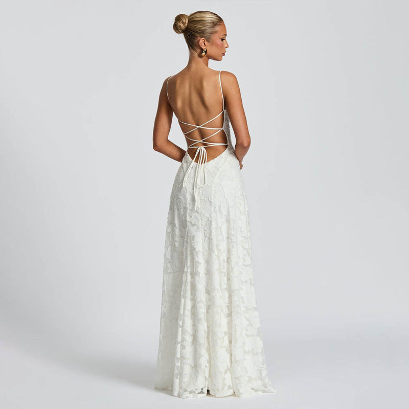 Damen Elegantes und figurumspielendes Abendkleid mit floralen Applikationen EB