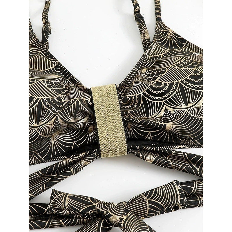 Damen Triangel-Bikini mit glamourösem Wickel-Design und eleganten Akzenten EB