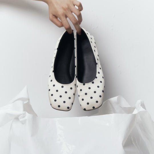 Damen Ballerinas mit eleganter Punktestruktur und bequemem Innenfutter EB