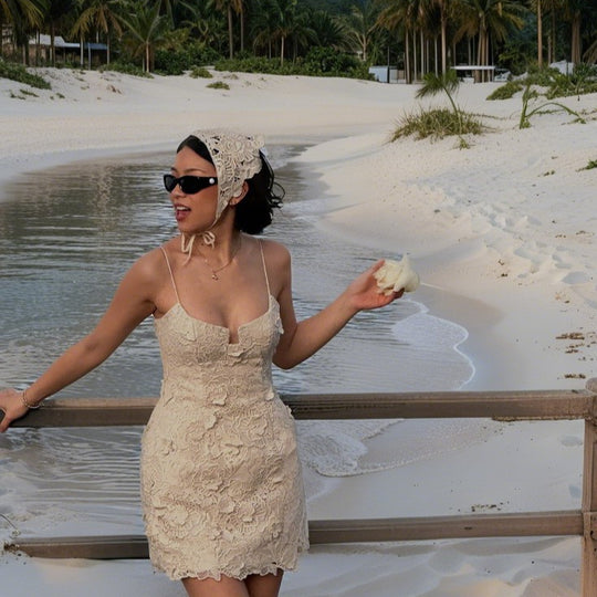 Damen Spitzensommerkleid mit zartem Trägerdesign EB