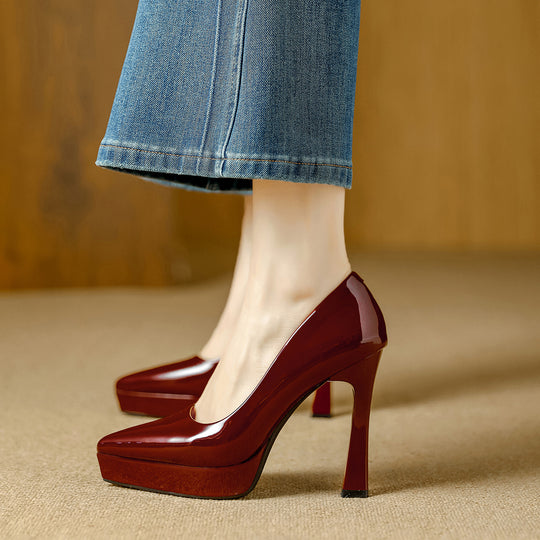 Damen Glamouröse High Heels mit Plateau und spitz zulaufendem Design EB