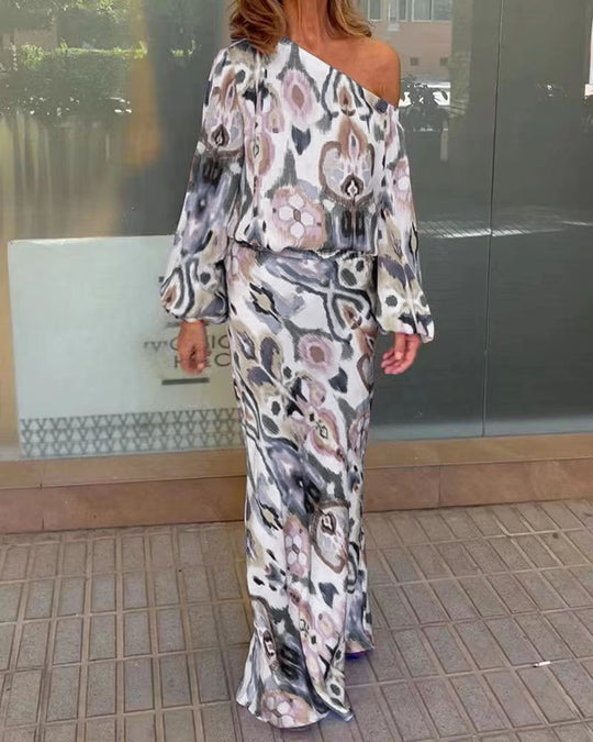 Damen Elegantes Maxikleid im grafischen Batikdesign mit Off-Shoulder-Ausschnitt und voluminösen Ärmeln EB