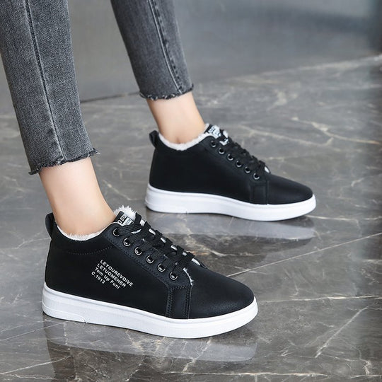 Damen Sneaker mit warmem Innenfutter und rutschfester Laufsohle EB