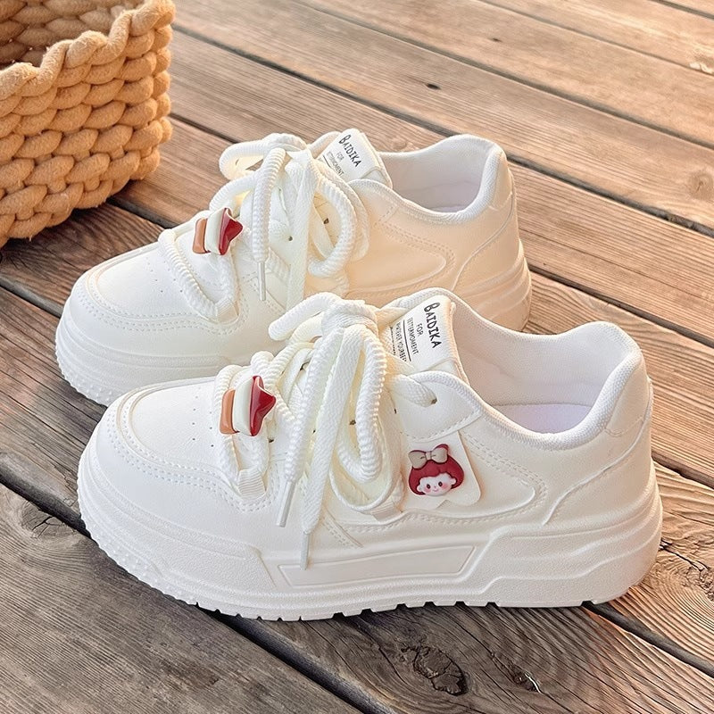 Damen Sportliche Sneakers mit verspielten Applikationen EB