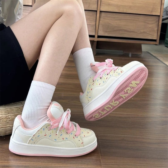 Damen Sneakers im verspielten Design EB