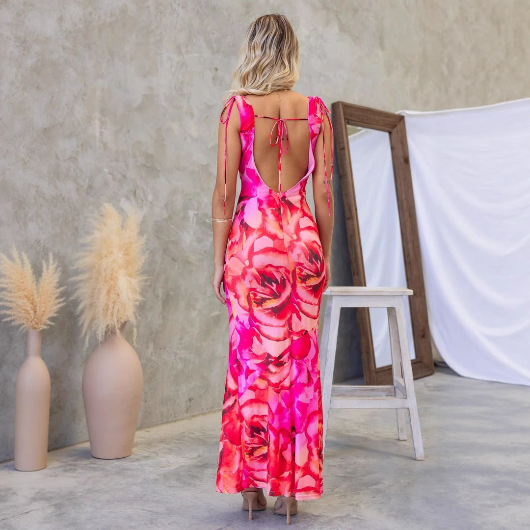 Damen Maxikleid mit elegantem Wasserausschnitt und floralen Akzenten EB
