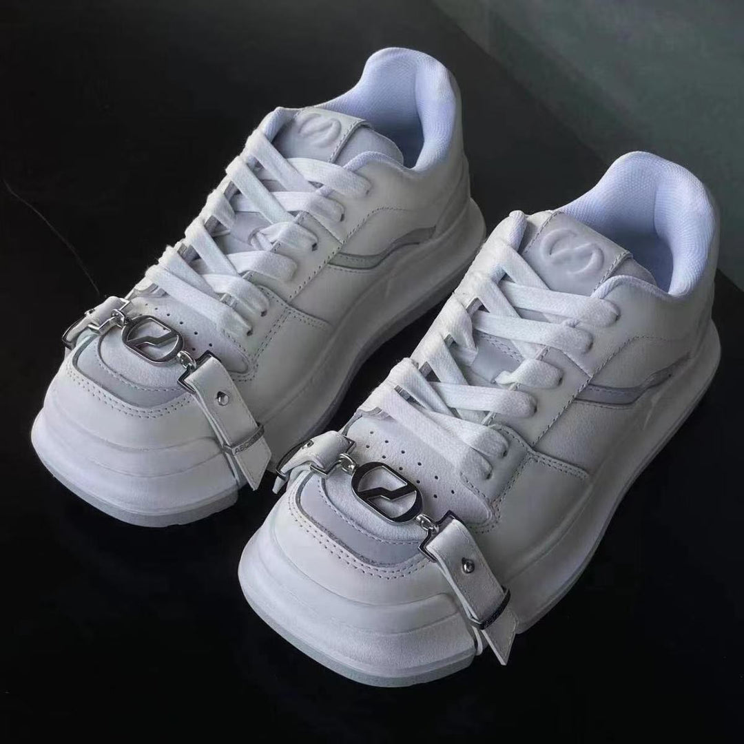 Damen Sneakers mit modischem Schnallenverschluss und innovativem Sohlenprofil EB