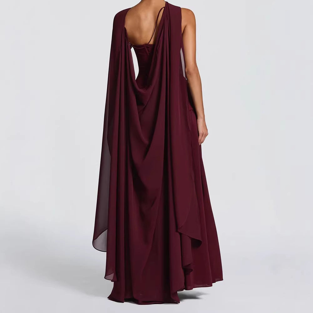 Damen Elegantes Maxikleid mit asymmetrischem Schnitt und fließendem Cape EB