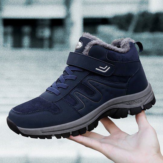 Damen Winterliche Trekkingstiefel mit rutschfester Sohle und isolierendem Futter EB